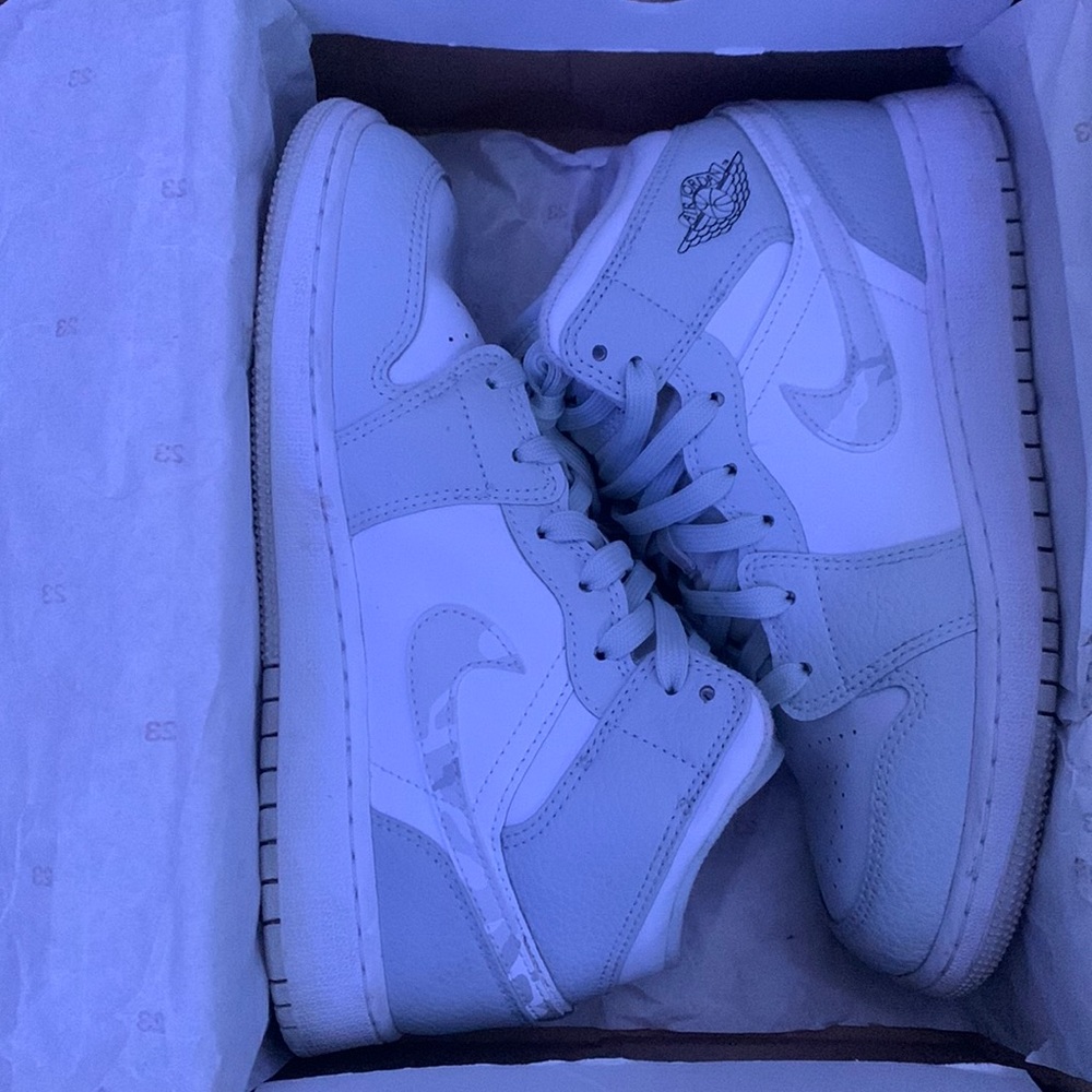 Air Jordan “Camo Swoosh” 1 (Mid)